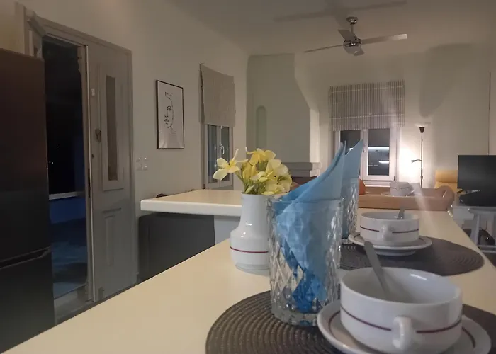 Ione Seaside 度假居 *