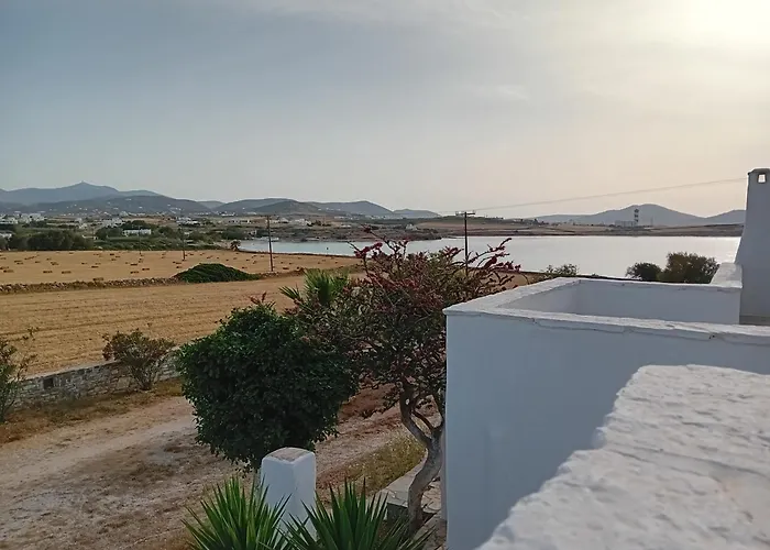 Ione Seaside 別荘 *